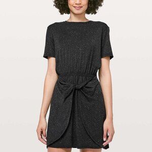 Lululemon‎ Unwind Your Mind Dress Black / White